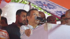 জিএম কাদেরকে সাইবার আইনটি পড়ে দেখার অনুরোধ করলেন আইনমন্ত্রী
