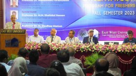 ইস্ট ওয়েস্ট বিশ্ববিদ্যালয়ে শীতকালীন সেমিস্টারের নবীনবরণ