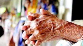 ‘সিনিয়র সিটিজেন’রা ভাতা ছাড়া পাচ্ছেন না অন্য কিছুই