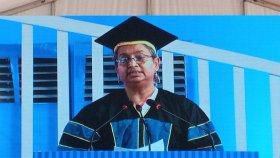 ‘পিতার সব স্বপ্ন বাস্তবায়ন করে চলছেন তার সুযোগ্য কন্যা’