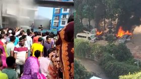 গাজীপুরে দুই পোশাক কারখানায় আগুন দিয়েছে দুর্বৃত্তরা, পুড়েছে ১৫টি গাড়ি