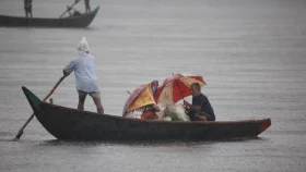 চার বিভাগে ভারী বৃষ্টির সতর্কতা, হতে পারে ভূমিধ্বস