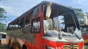 নিজস্ব ডিপোতে রাখা শ্যামলীর দুই ও হানিফের এক বাসে আগুন