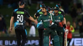 কিউইদের ডেরায় বাংলাদেশের ‘তিনে তিন’