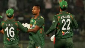 পাকিস্তান সফরের জন্য সরকারের ছাড়পত্রের অপেক্ষায় বিসিবি
