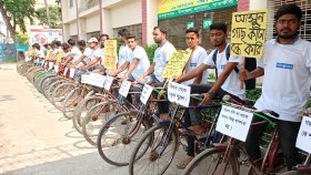 সাইকেল র‌্যালিতে পরিবেশ সুরক্ষার আহ্বান