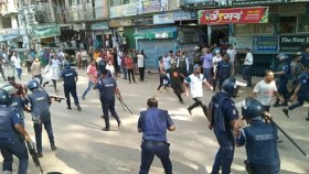 ব্রাহ্মণবাড়িয়ায় আন্দোলনকারীদের সঙ্গে ছাত্রলীগের সংঘর্ষ, বিজিবি মোতায়েন