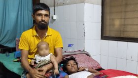 বাবাকে খুঁজতে গিয়ে গুলিবিদ্ধ শিশু ইমন পঙ্গুত্বের শঙ্কায়