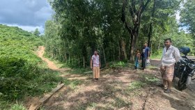 পাহাড়িদের জমিতে কাজ করতে দেননি সাবেক মন্ত্রীর ‘বাহিনী’