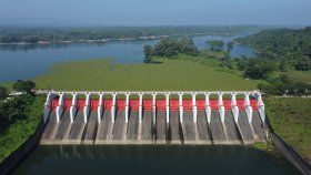 বন্ধ করা হলো কাপ্তাই বাঁধের ১৬টি জলকপাট
