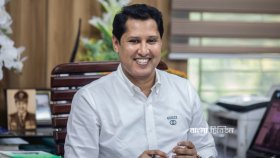 বিপ্লব কুমারের দেশ ছাড়ার কল রেকর্ড ফাঁস, সত্য নাকি গুজব