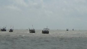 বঙ্গোপসাগরে ট্রলার ডুবে ভোলার ৭ জেলে নিখোঁজ