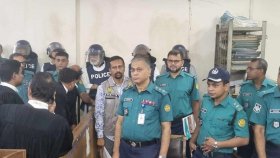 সাবেক বিচারপতি মানিক ঢাকার ৬ হত্যা মামলায় গ্রেফতার