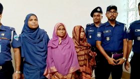 বৃদ্ধকে হত্যার পর ৯ টুকরো করলো স্ত্রী-মেয়ে, পুলিশের হাতে গ্রেফতার