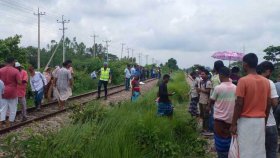 রেললাইনে ৫ লাশ, জানা গেলো পরিচয় ও মৃত্যুর কারণ 