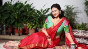 কুসুম সিকদারের ‘শরতের জবা’: দৈনিক ২০টি শো!