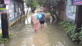 ময়মনসিংহে বন্যার পানি কমতে শুরু করেছে, পানিবাহিত রোগের আশঙ্কা
