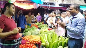 কাওরান বাজারে ৫ সবজি বিক্রেতাকে জরিমানা
