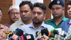 শেখ মুজিবুর রহমান অবশ্যই জাতির জনক না: তথ্য উপদেষ্টা