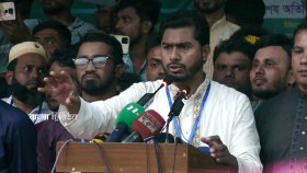 বেশি অক্ষম হলে ক্ষমতা ছেড়ে দিন, সরকারের প্রতি নুরুল হক নুর