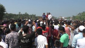 আন্ডারপাসের দাবিতে ঢাকা-টাঙ্গাইল-বঙ্গবন্ধু সেতু মহাসড়ক অবরোধ, যানজটে দুর্ভোগ