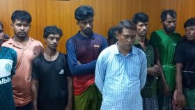ইলিশ ধরায় কৃষি ব্যাংকের এজিএম আটক, বললেন ‘জেলেদের সঙ্গে ঘুরতে গিয়েছি’