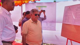 আশুগঞ্জ নৌবন্দরে ১০ লাখ টন মালামাল উঠানামা করবে: নৌপরিবহন উপদেষ্টা