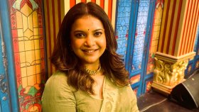 ‘যারা খুশি, তারা প্লিজ খুশি হইয়েন না’