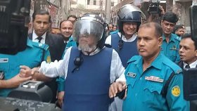 পাঁচ মামলায় আমু-ইনুসহ গ্রেফতার ৫