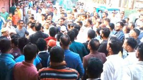 বিজয় মেলার আয়োজন ঘিরে বিএনপির দুই পক্ষের সংঘর্ষে আহত ১০