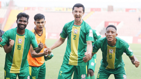১০জনের মোহামেডান হারলো রাজনের কাছে
