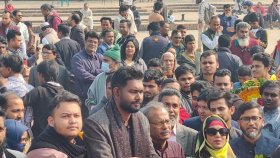 শহীদ বুদ্ধিজীবী স্মৃতিসৌধে জবির শ্রদ্ধা