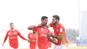 রোমাঞ্চকর ম্যাচে জিতলো কিংস