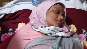 পদত্যাগ না করায় প্রধান শিক্ষিকাকে মারধরের অভিযোগ