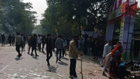 ‘মার্চ ফর ইউনিটির’ গাড়িবহরে হামলার অভিযোগে ১২৪ জনের বিরুদ্ধে মামলা, গ্রেফতার ৫