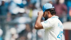 টেস্ট থেকে অবসর নিলেন রোহিত