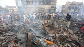 অনুদানের টাকা কোথায়, জানতে চান বঙ্গবাজারের ক্ষতিগ্রস্ত ব্যবসায়ীরা