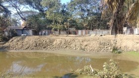 পুকুর ভরাট করায় ৫০ হাজার টাকা জরিমানা