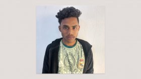 নামাজরত অবস্থায় ছুরিকাঘাতের শিকার সেই কিশোরীর হাসপাতালে মৃত্যু