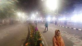 প্রথম প্রহরে শহীদ মিনারে কমেছে জনসমাগম