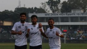 দারুণ জয়ে আবাহনীকে সাত পয়েন্ট পেছনে ফেললো মোহামেডান