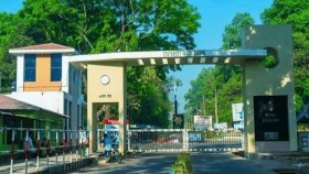 চবিতে শেখ পরিবারের সদস্যদের নামে থাকা হল-স্থাপনার নাম পরিবর্তন 