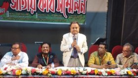 ‘কবিতা মননশীল মানুষ হিসেবে গড়ে উঠতে শেখায়’