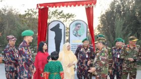 ‘মেজর সিনহা’ স্মরণে স্মৃতিফলক উদ্বোধন করলেন সেনাপ্রধান