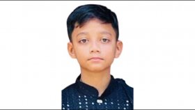 আগুনের তাপ ও ধোঁয়ায় দম বন্ধ হয়ে স্কুলছাত্রের মৃত্যু