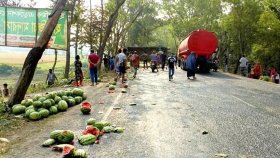 ফরিদপুরে ট্রাক-মোটরসাইকেল-রিকশার ত্রিমুখী সংঘর্ষ, নিহত ২