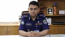 জাতীয় জরুরি সেবা ৯৯৯ নম্বরের দায়িত্বে মহিউল ইসলাম