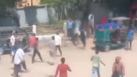 রাজশাহীতে বালুমহাল ইজারার দরপত্র দাখিল নিয়ে ছাত্রদলের সঙ্গে সংঘর্ষ