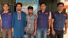 চট্টগ্রামে বিপুল পরিমাণ বিদেশি সিগারেট জব্দ