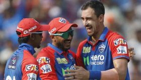 দিল্লিকে দুঃসংবাদ দিলেন স্টার্ক